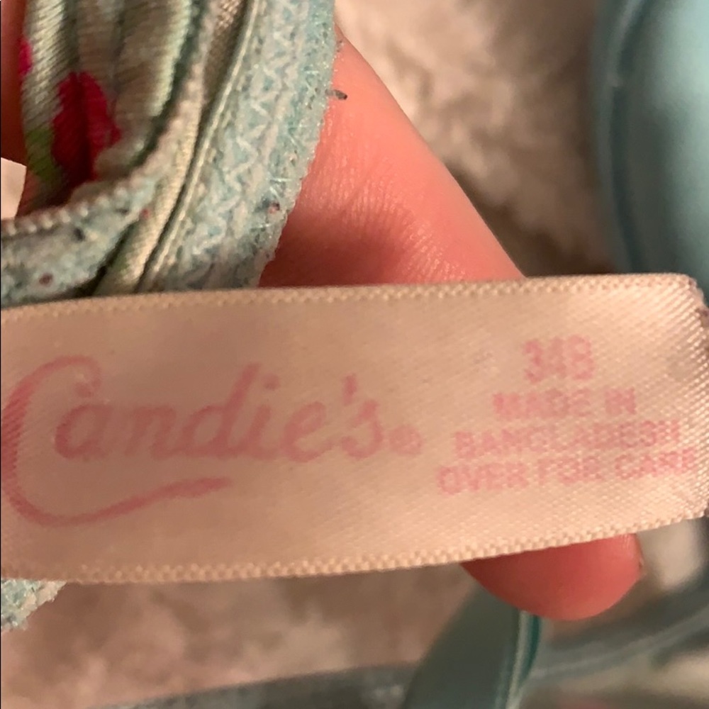 bra - Picture 3 of 4